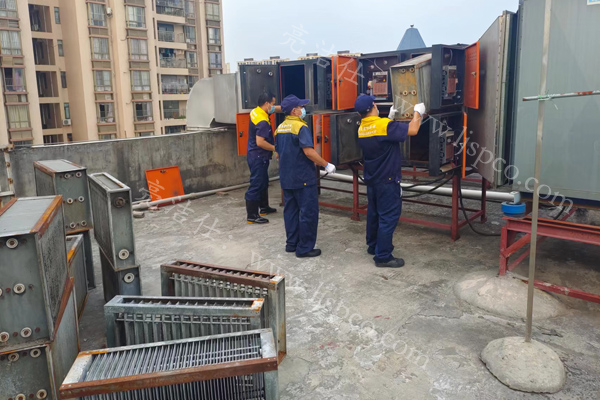 广州南沙上市啤酒工厂油烟机清洗认可亮洁仕(图1) 广州南沙上市啤酒工厂油烟机清洗认可亮洁仕(图1)